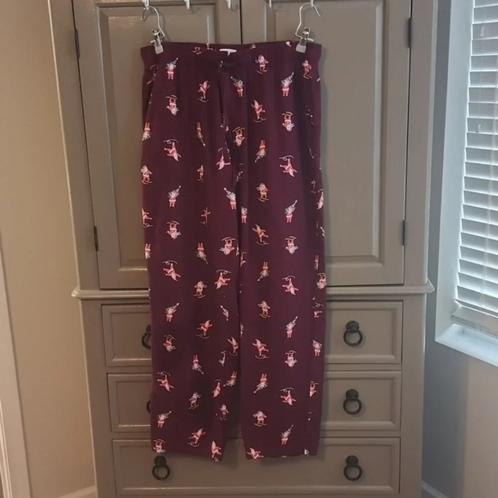 Old Navy Christmas print pajama pants size large